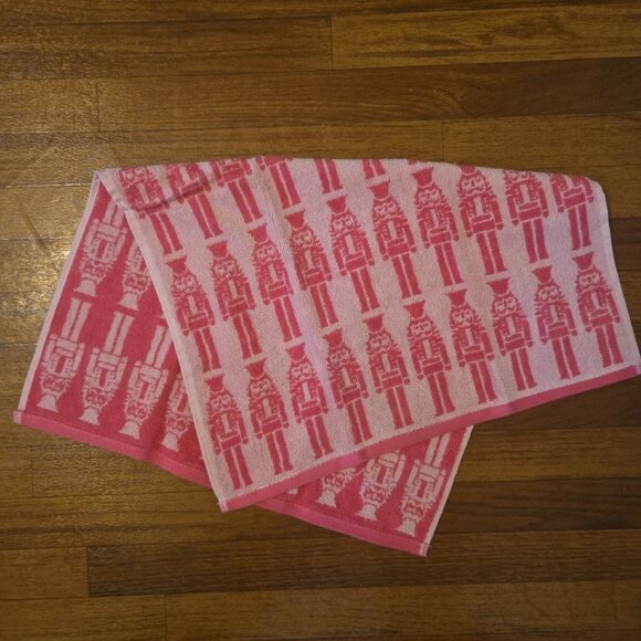 Pink Nutcracker Hand Towel All Cotton NEW Bath Holiday Linens - Picture 3 of 8